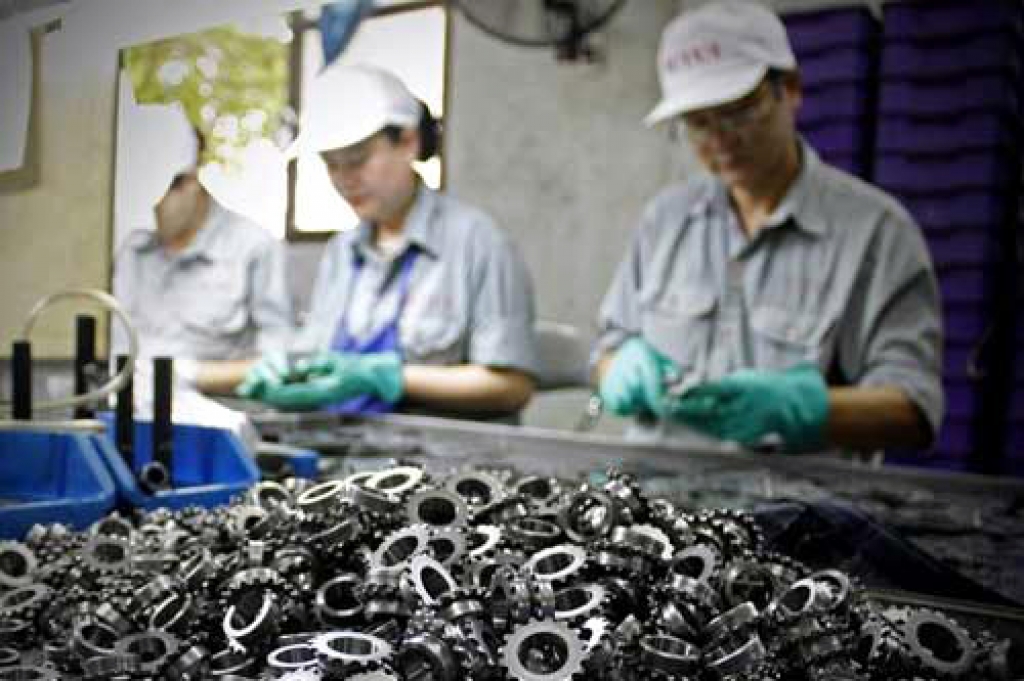 Phát triển công nghiệp hỗ trợ còn nhiều hạn chế