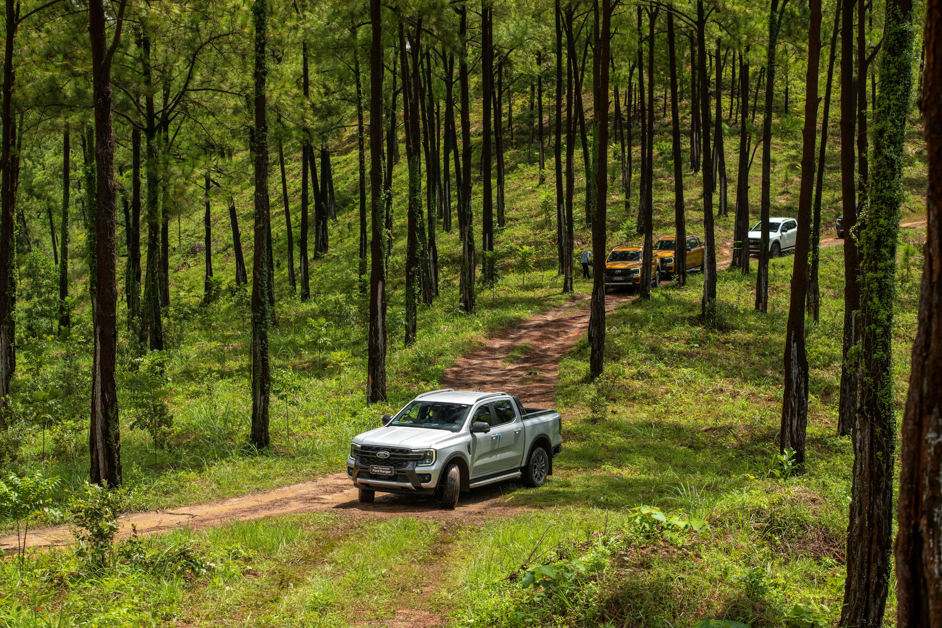 Ford Ranger Thế Hệ Mới Chính Thức Ra Mắt tại Việt Nam 