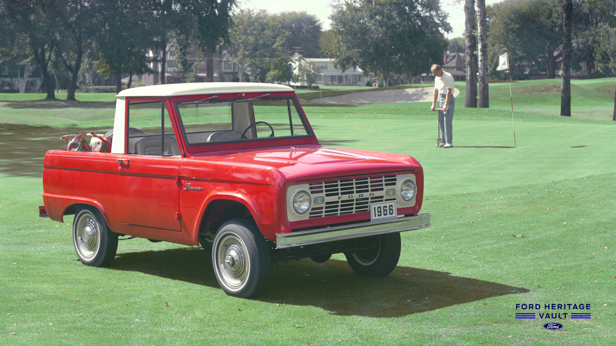 Ford Heritage Vault Lưu Trữ 100 Năm Lịch Sử Lần Đầu Tiên Ra Mắt Công Chúng
