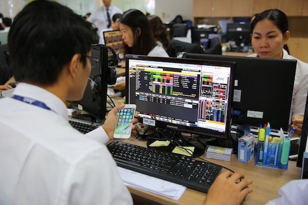 Bộ Tài chính công bố cắt một nửa số điều kiện kinh doanh