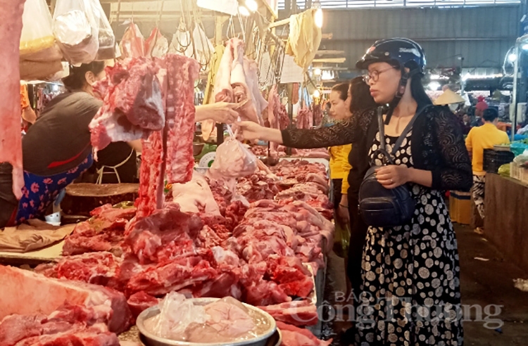 Thị trường hàng hóa TP. Hồ Chí Minh: Giá cả ổn định, nguồn cung dồi dào