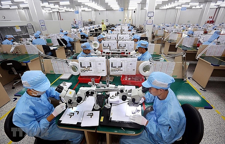Cắt giảm, đơn giản hóa quy định kinh doanh: Lấy doanh nghiệp, người dân làm trung tâm