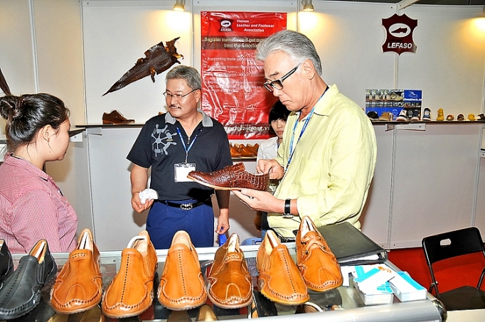 Ngành da - giày Việt Nam: Cơ hội để bứt phá