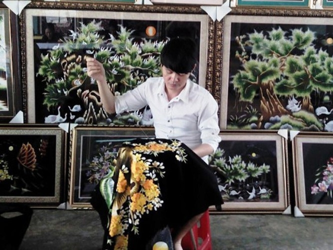 Phát triển nghề thêu tay truyền thống: Giữ "chất" để vươn xa