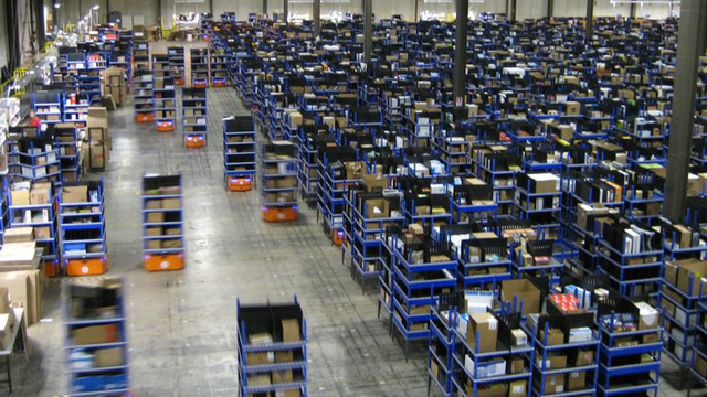Cam kết giao hàng chỉ trong một ngày, Amazon đẩy cuộc chiến thương mại điện tử sang một địa hạt mới