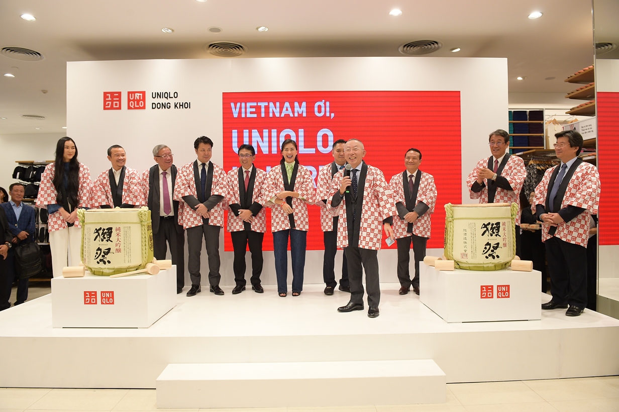 Chính thức khai trương cửa hàng UNIQLO đầu tiên tại Việt Nam