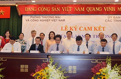 Quyết tâm tạo lập môi trường kinh doanh thuận lợi
