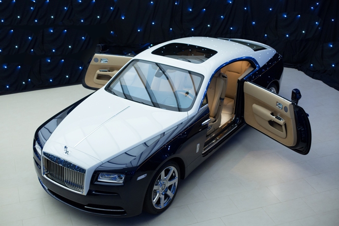 Rolls-Royce  với “Phantom  Đông Sơn”