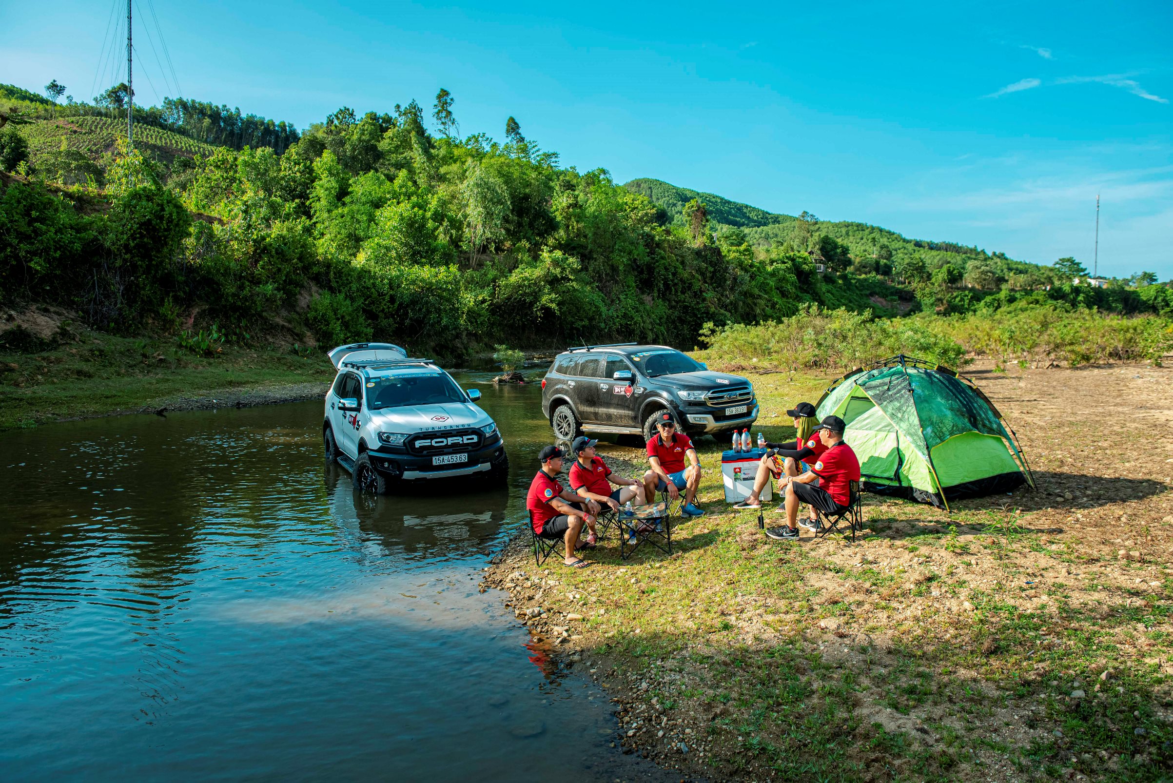 Ford Ranger Và Everest Đem Tới Trải Nghiệm Trọn Vẹn Trên Suốt Hành Trình