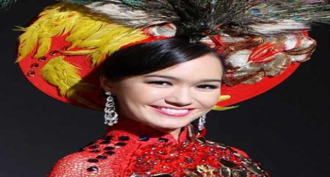 Hoa hậu Việt Nam Quốc tế 2014 Victoria Thúy Vy làm diễn giả tại Việt Nam 