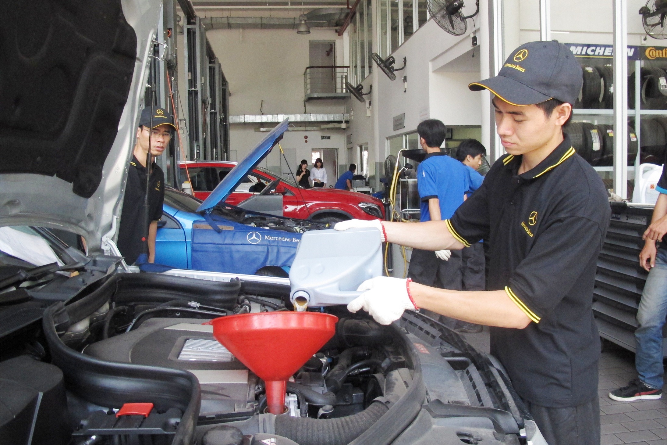 Ưu đãi đặc biệt dành cho xe Mercedes-Benz  