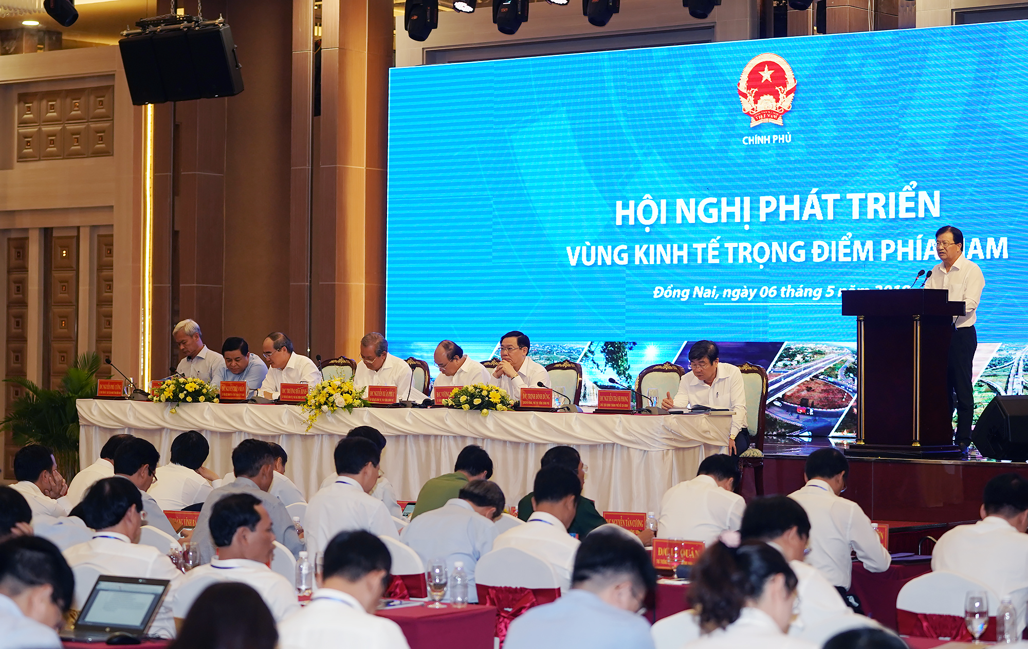 Chú trọng phát triển cơ sở hạ tầng vùng kinh tế trọng điểm phía nam