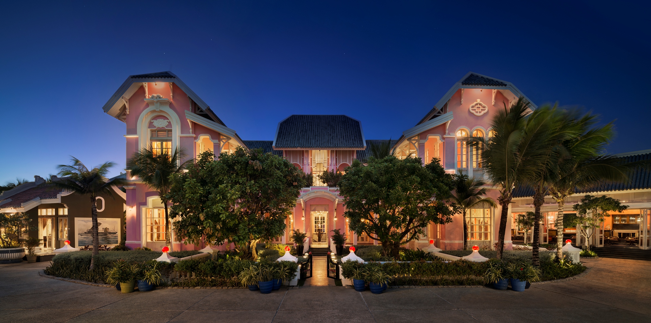 JW Marriott Phu Quoc Emerald Bay nhận giải thưởng “Best of Award of Excellence”. 