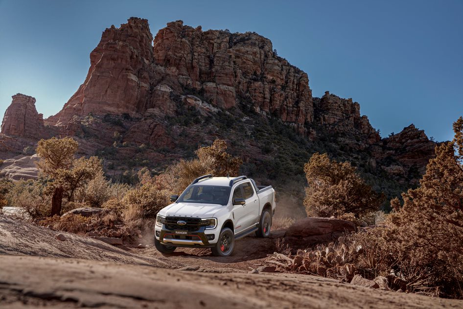 Ford Ranger Stormtrak Hoàn Toàn Mới 