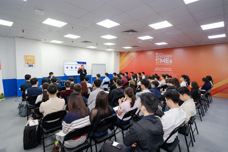 Shopee khởi động chương trình 'Tiếp sức doanh nghiệp Việt 2026'