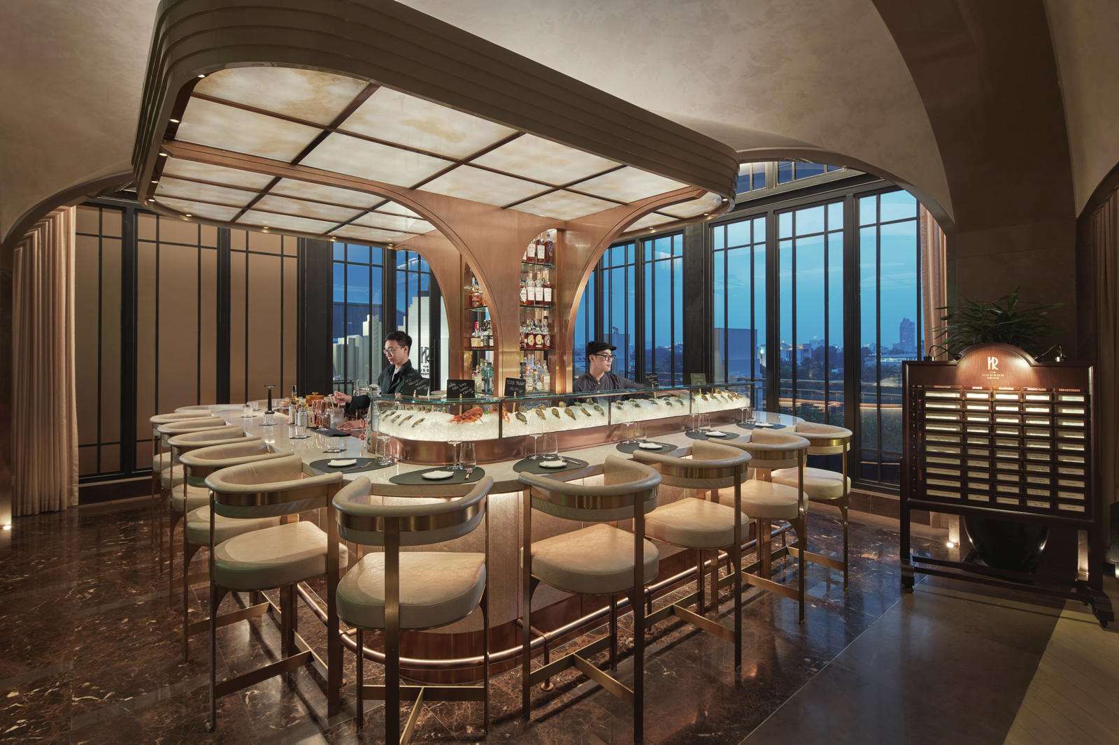 The Hudson Rooms & Track 61 lọt Top 81 Quán Bar Xuất Sắc Nhất Châu Á 2024