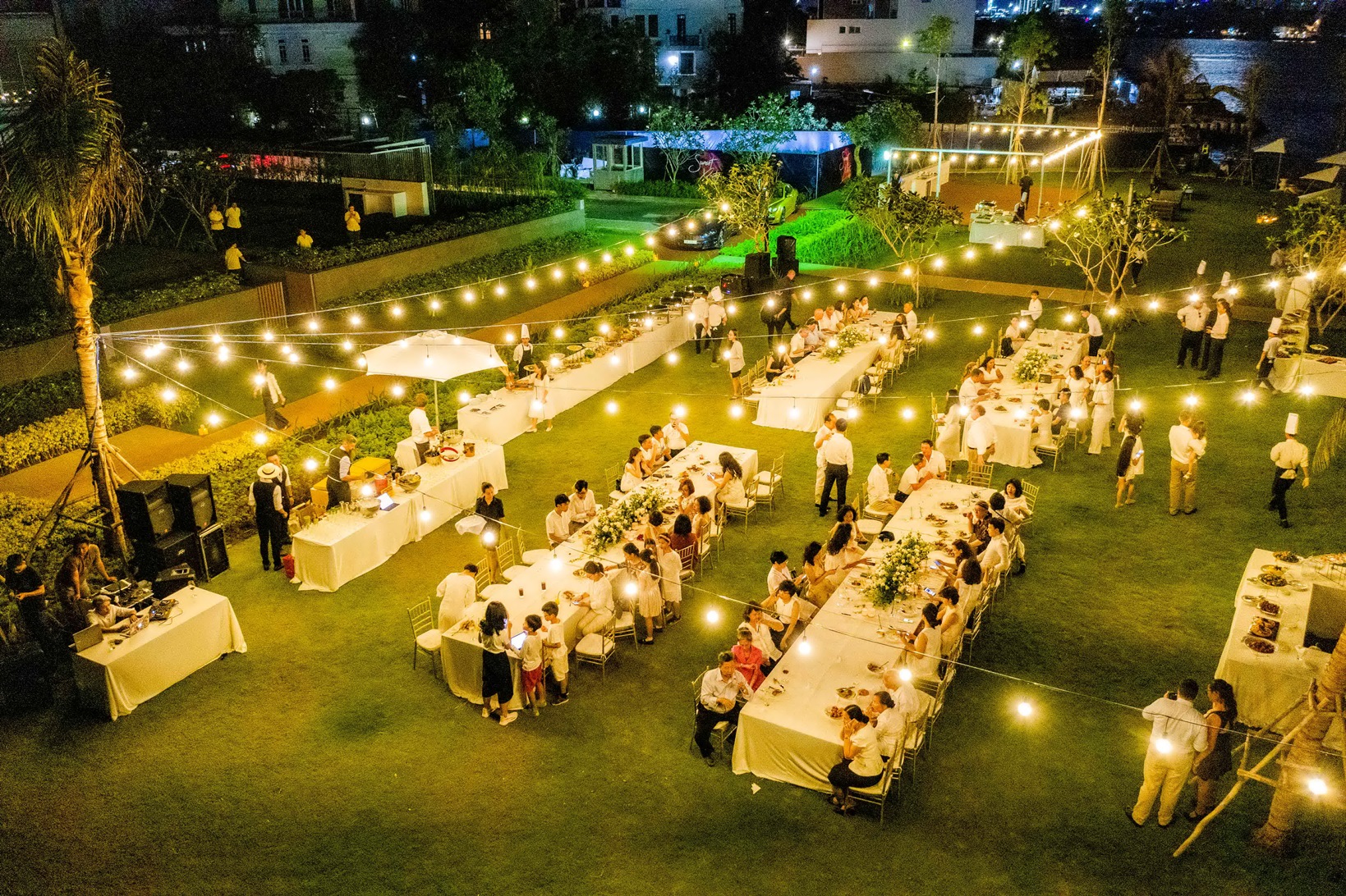 Trải nghiệm thượng lưu tại HOLM 