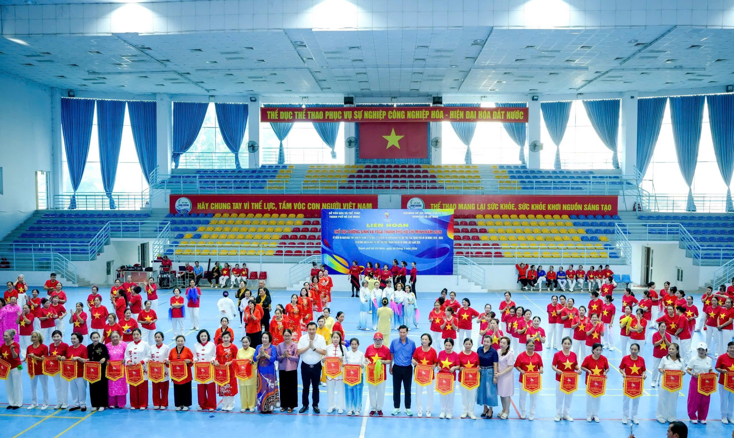 Khai mạc Liên hoan Thể dục dưỡng sinh - Yoga