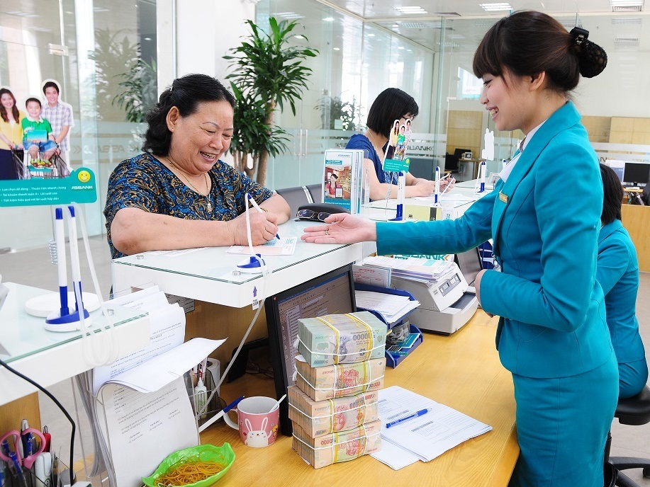 Phòng ngừa giả mạo khi giao dịch tại ngân hàng