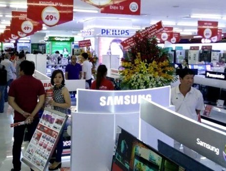 Thị trường điện máy vào mùa: Cạnh tranh từ... hàng khuyến mại trở đi