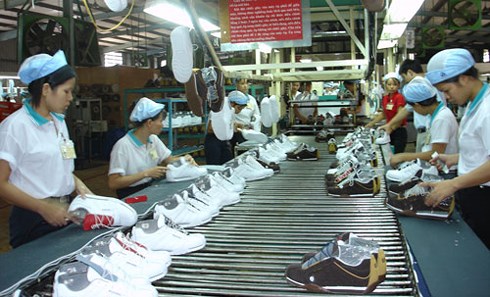 Nhiều khó khăn cản trở tăng trưởng của ngành da giày