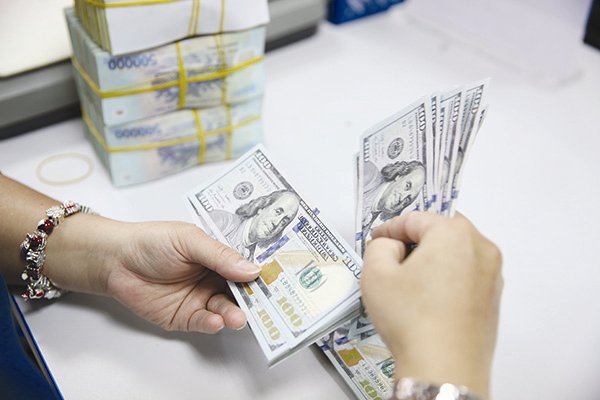 Lĩnh vực tài chính tiền tệ: Các giải pháp để tránh những cú sốc