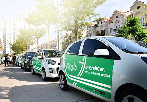 Bộ GTVT không coi Grab như taxi và không phải gắn mào