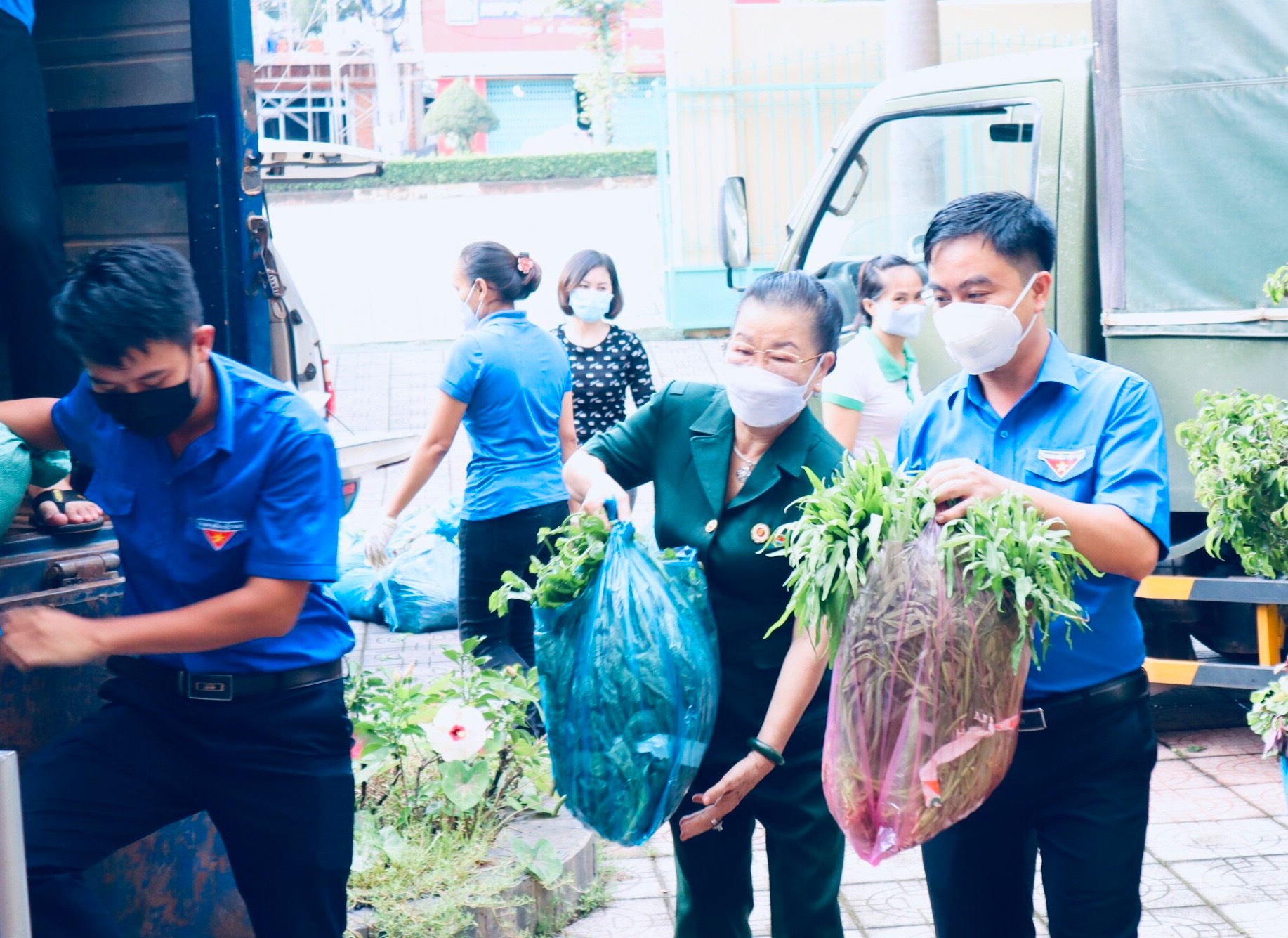 Trong bão COVID-19, người Việt tại Úc gửi yêu thương đến gần 900 bệnh nhân ung thư và đồng bào ở “tâm dịch”
