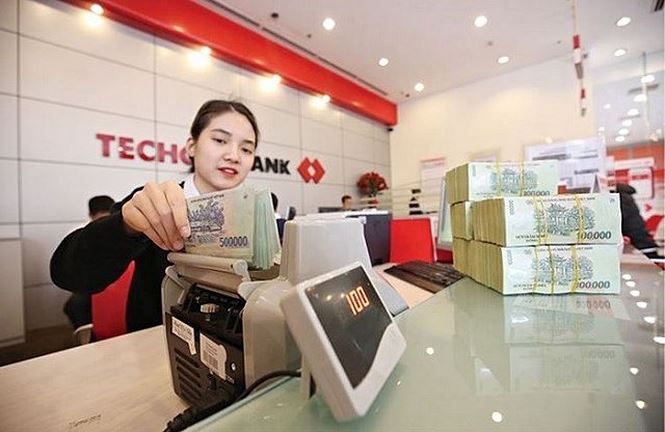 Lãi suất liên ngân hàng tăng mạnh