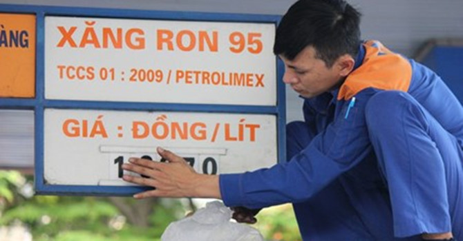 Chỉ đạo nổi bật: Yêu cầu công bố giá cơ sở mặt hàng xăng dầu phù hợp với thị trường
