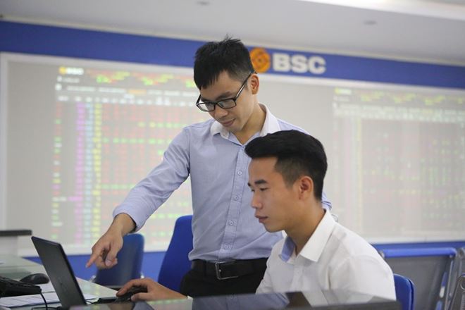 'Đãi sàn', tìm cổ phiếu định giá hấp dẫn