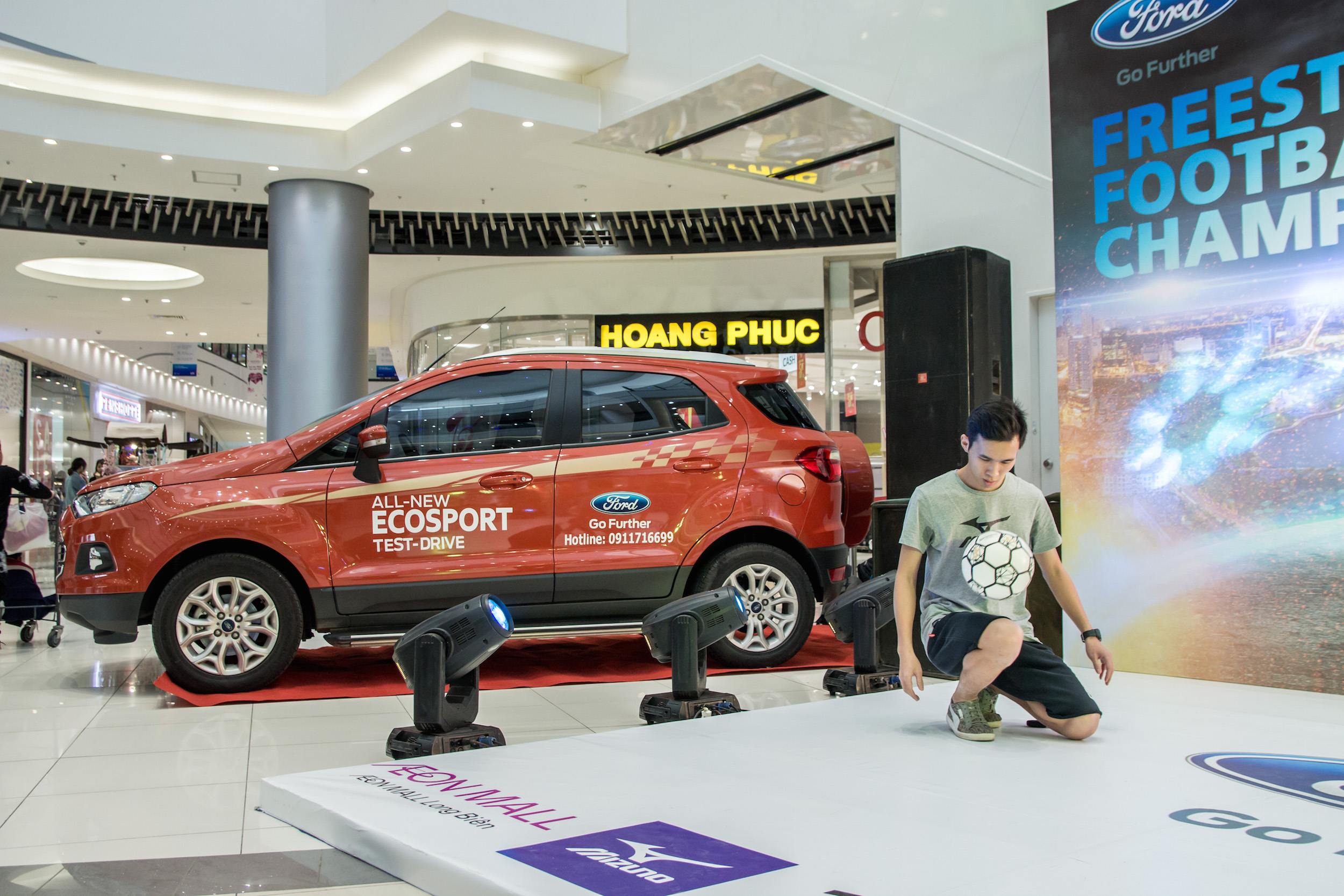 Ford Đồng Hành Cùng Giải Bóng Đá Nghệ Thuật Việt Nam 