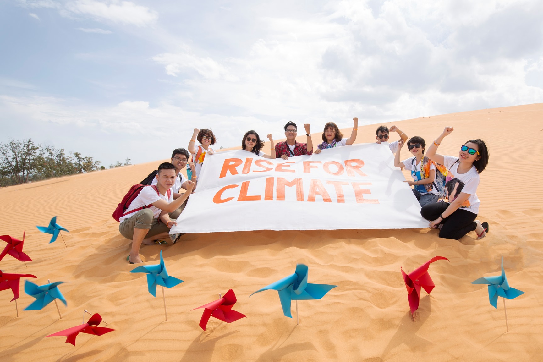 CHANGE và Nhạc sĩ Thanh Bùi phát hành MV “RISE FOR CLIMATE”
