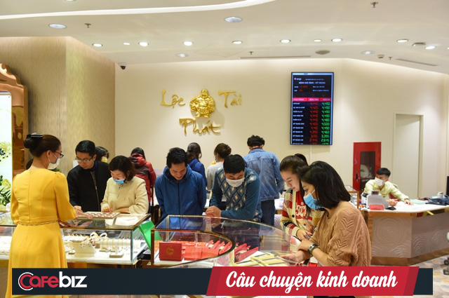 Doanh nghiệp vàng ứng phó ra sao vào Ngày Thần tài trong “bão” Corona: PNJ triển khai bán hàng online và giao tận nơi, DOJI tặng khách vàng và... khẩu trang xịn
