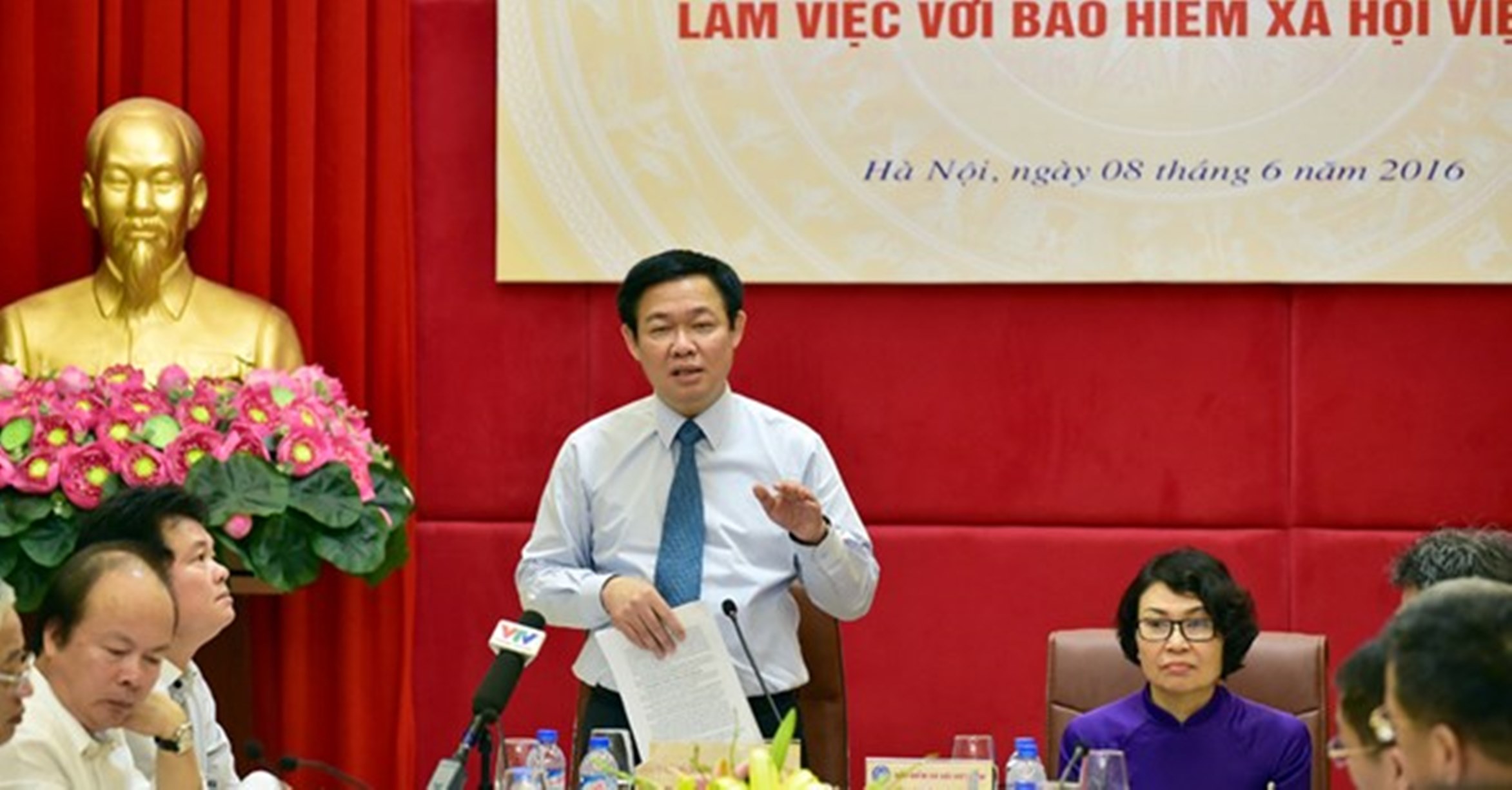 Tổng Liên đoàn Lao động nói gì khi doanh nghiệp “than” đóng BHXH quá cao?