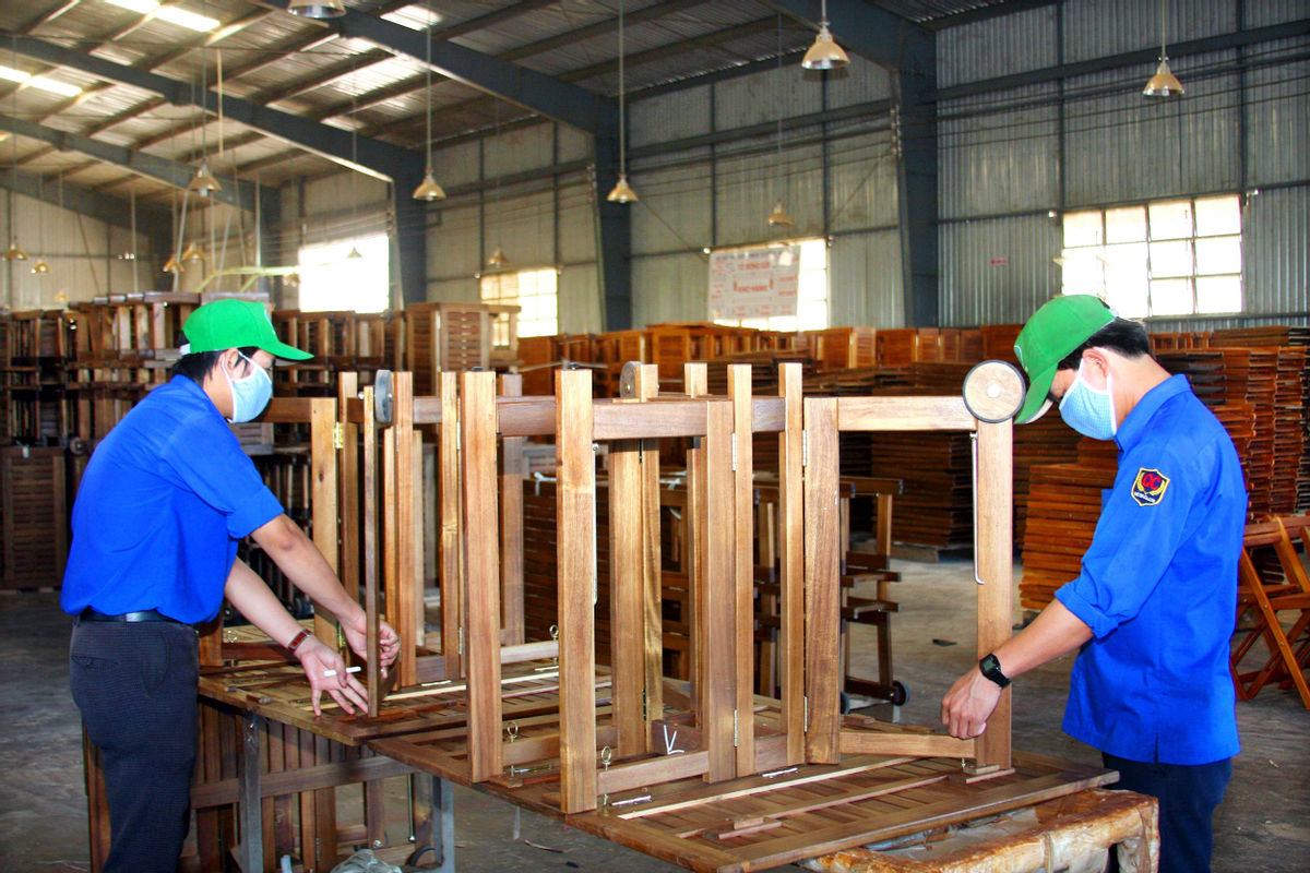 Xuất khẩu gỗ bứt phá ngoạn mục