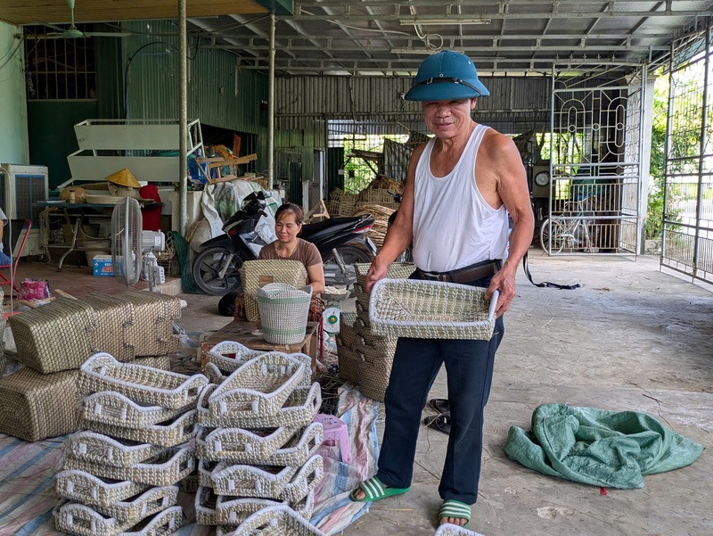 Từ nghề đan lát truyền thống đến sản phẩm OCOP vươn tầm thế giới