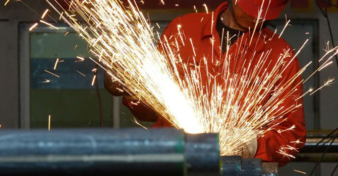Lạm phát chịu nhiều sức ép, tốc độ tăng trưởng GDP dự báo giảm dần