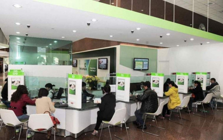 Ngân hàng trả lương cao nhất Việt Nam Vietcombank mất “ngôi vương”