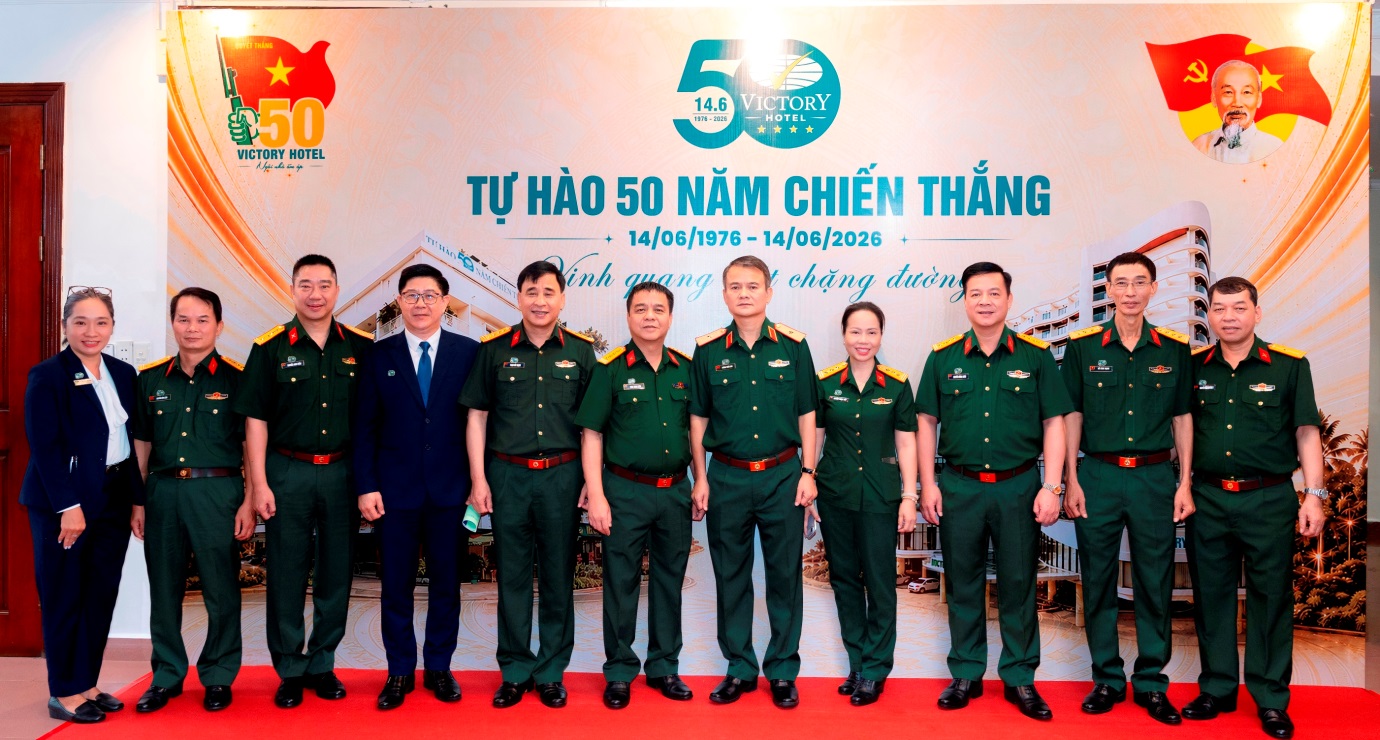 Victory Hotel chính thức kỷ niệm 50 năm Ngày Truyền thống