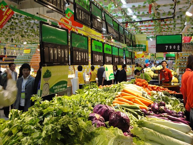 Thấy gì từ việc các doanh nghiệp nước ngoài thâu tóm thị trường bán lẻ Việt Nam?