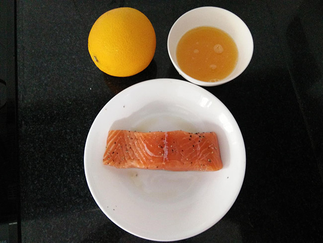 Cá hồi sốt cam vừa thơm vừa ngọt, cả nhà đều mê tít