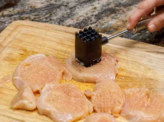 Tuyệt chiêu chế biến thịt gà luôn ngon mềm, không bị khô