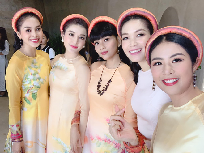 Tiểu Vy hội ngộ loạt đàn chị hoa - á hậu Việt đình đám