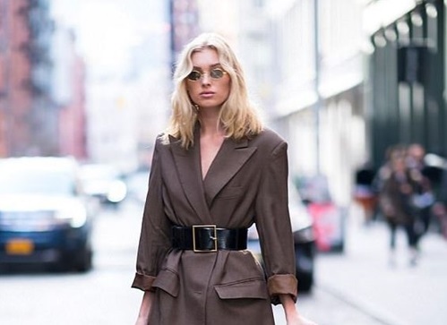 11 công thức diện blazer đẹp từ đi làm tới đi chơi