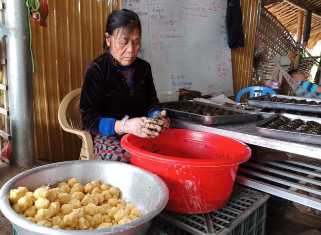 Thơm ngon đặc sản bánh gai tiến vua ở xứ Thanh