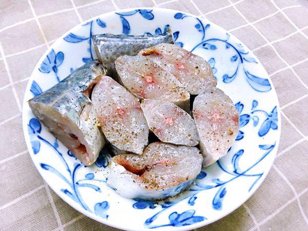 Vụng mấy cũng thành đảm nhờ công thức kho cá ngon “bách phát bách trúng“