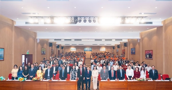 Kết nối 'ba nhà', mở đường cho thương mại điện tử bứt phá