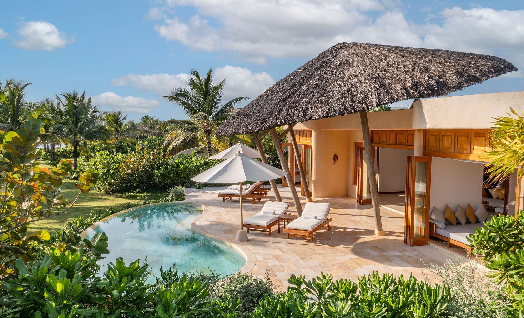 Ana Mandara Cam Ranh lần thứ hai liên tiếp được xướng tên tại  Travel + Leisure Luxury Awards