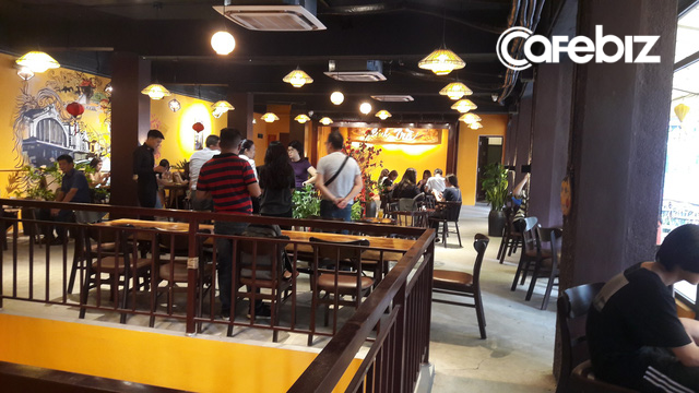 Ông chủ 9x thực sự của quán “trà chị Huệ” trong phim “Về nhà đi con”: Bỏ ngang đại học từ năm nhất để theo đuổi đam mê khôi phục trà cổ Việt Nam
